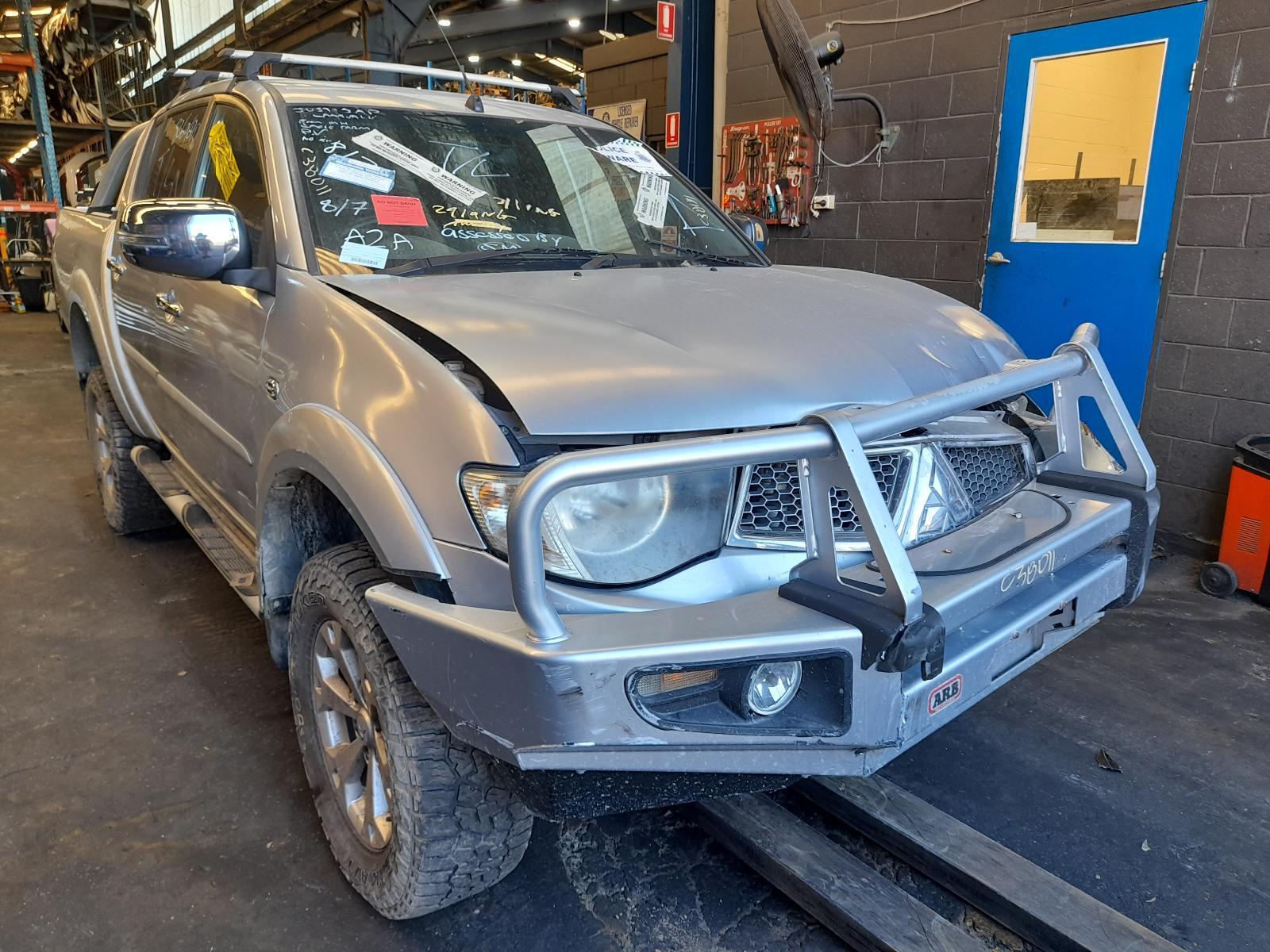 View Auto part Trans/Gearbox Mitsubishi Triton 2013