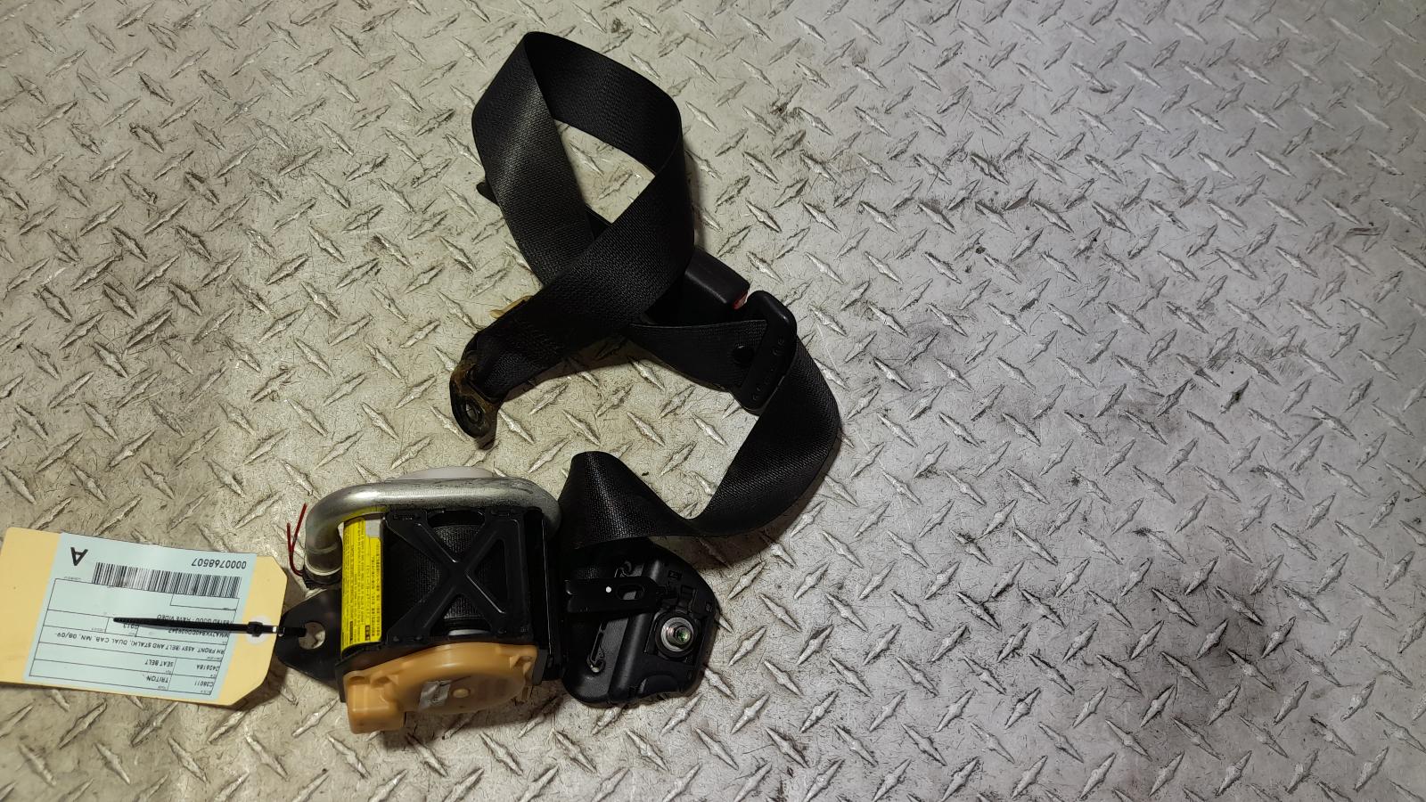 View Auto part Seatbelt/Stalk Mitsubishi Triton 2013