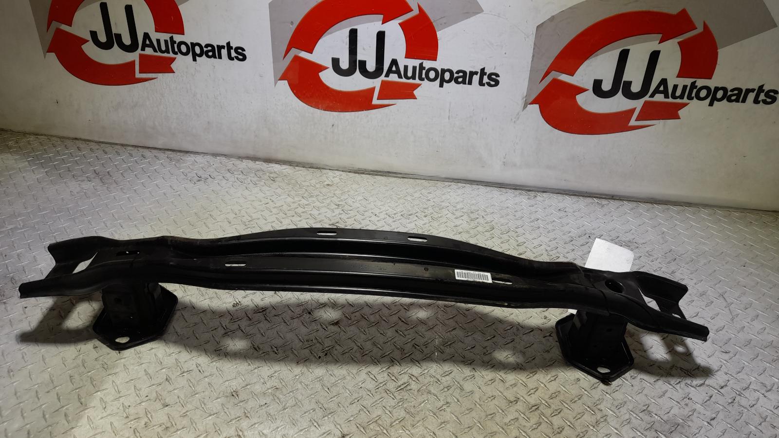 View Auto part R/Bar Bracket/Reinfo Bmw 3 Series 2012