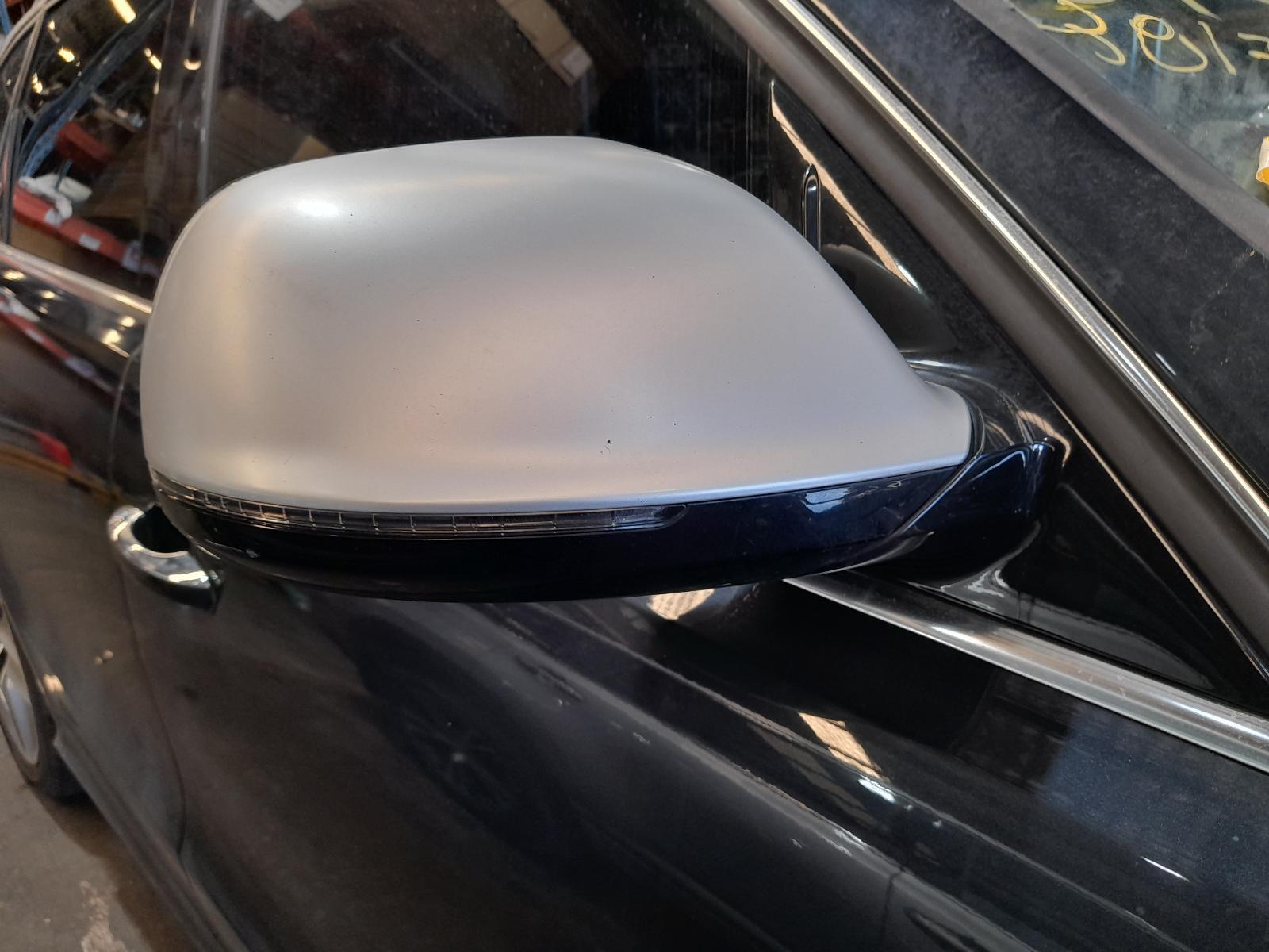 View Auto part Right Door Mirror Audi Q5 2015