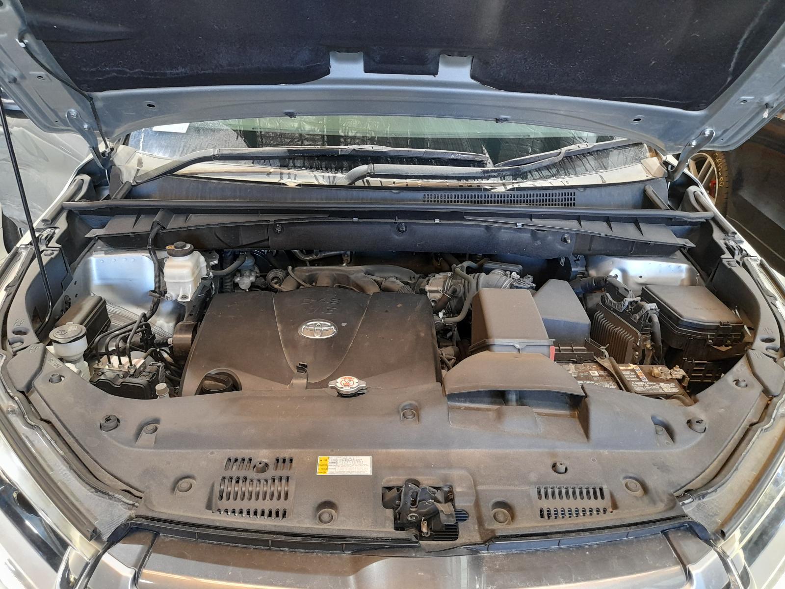 View Auto part Engine Toyota Kluger 2019