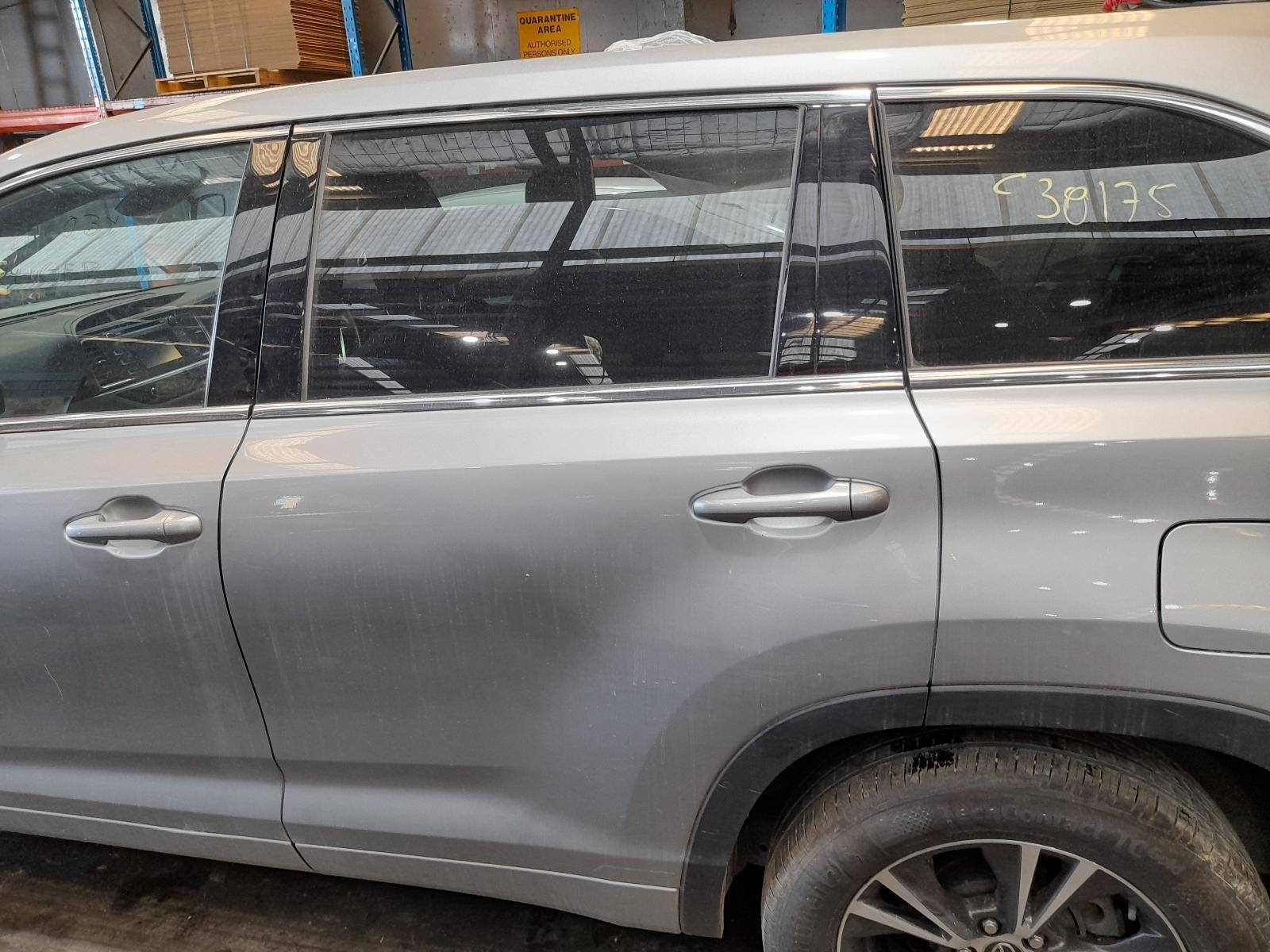 View Auto part Left Rear Door/Sliding Toyota Kluger 2019