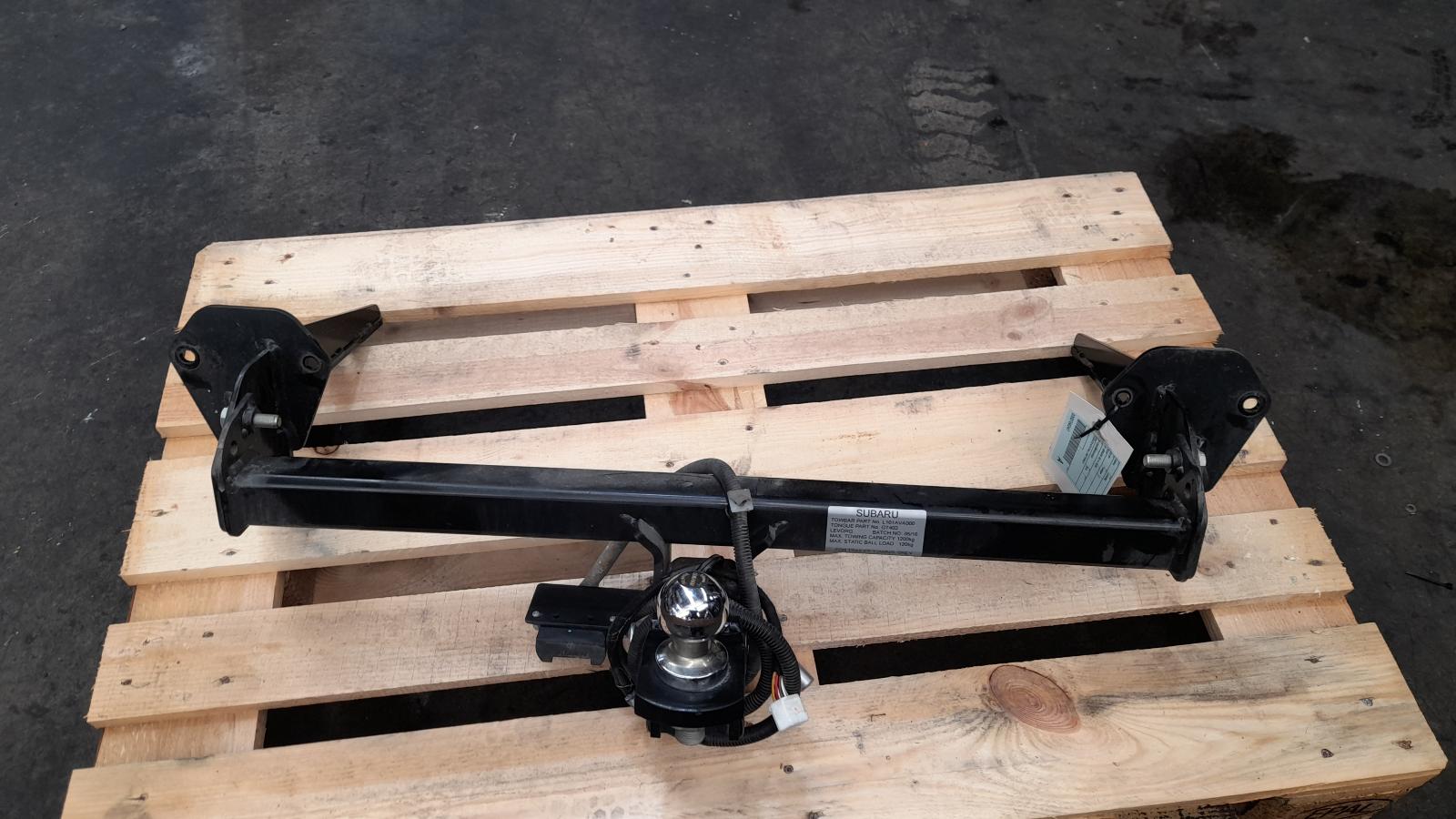 View Auto part Towbar Subaru Levorg 2016