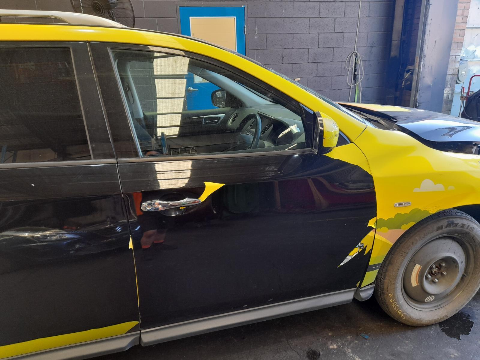 View Auto part Right Front Door Nissan Pathfinder 2015