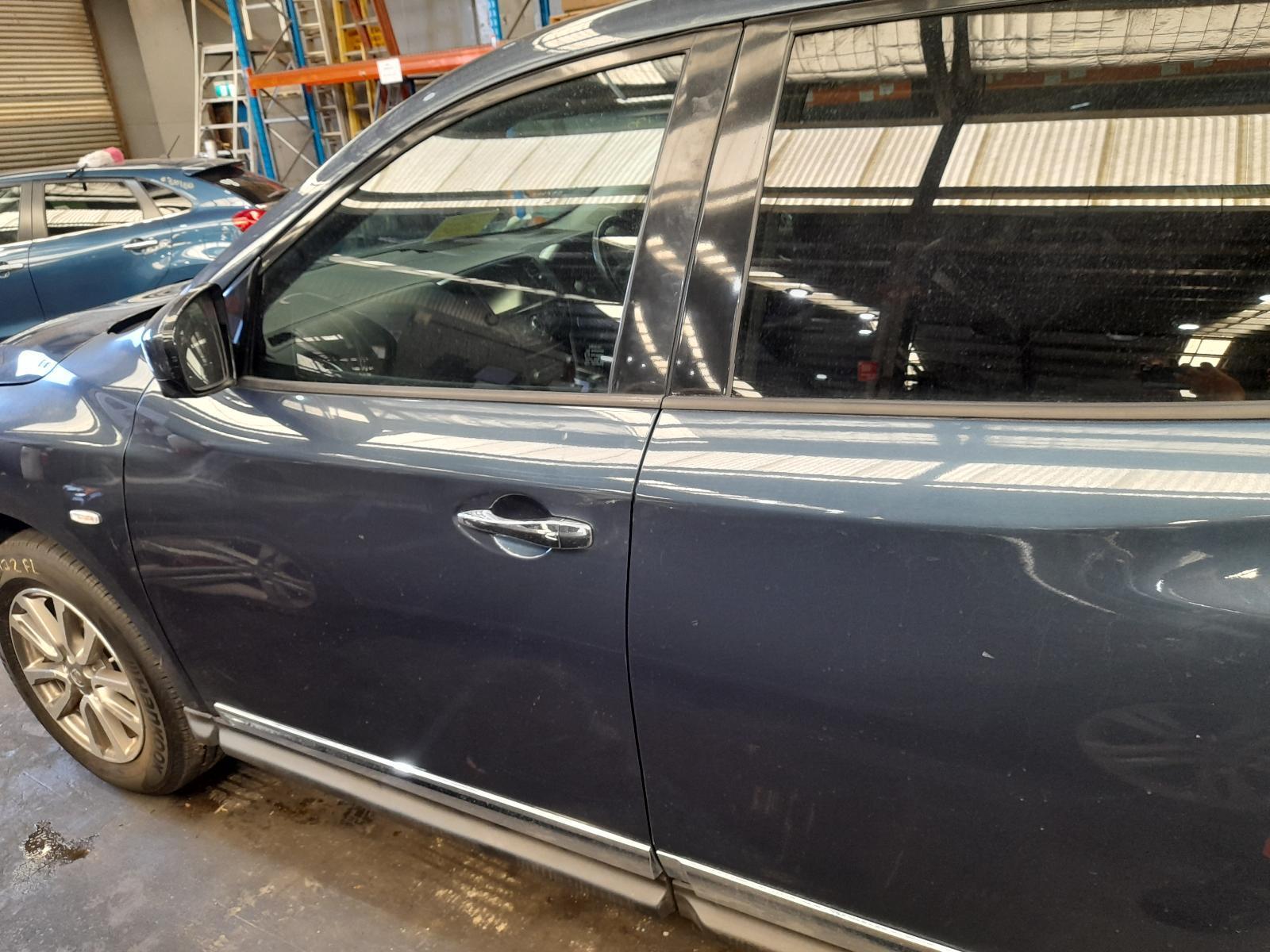 View Auto part Left Rear Door/Sliding Nissan Pathfinder 2015