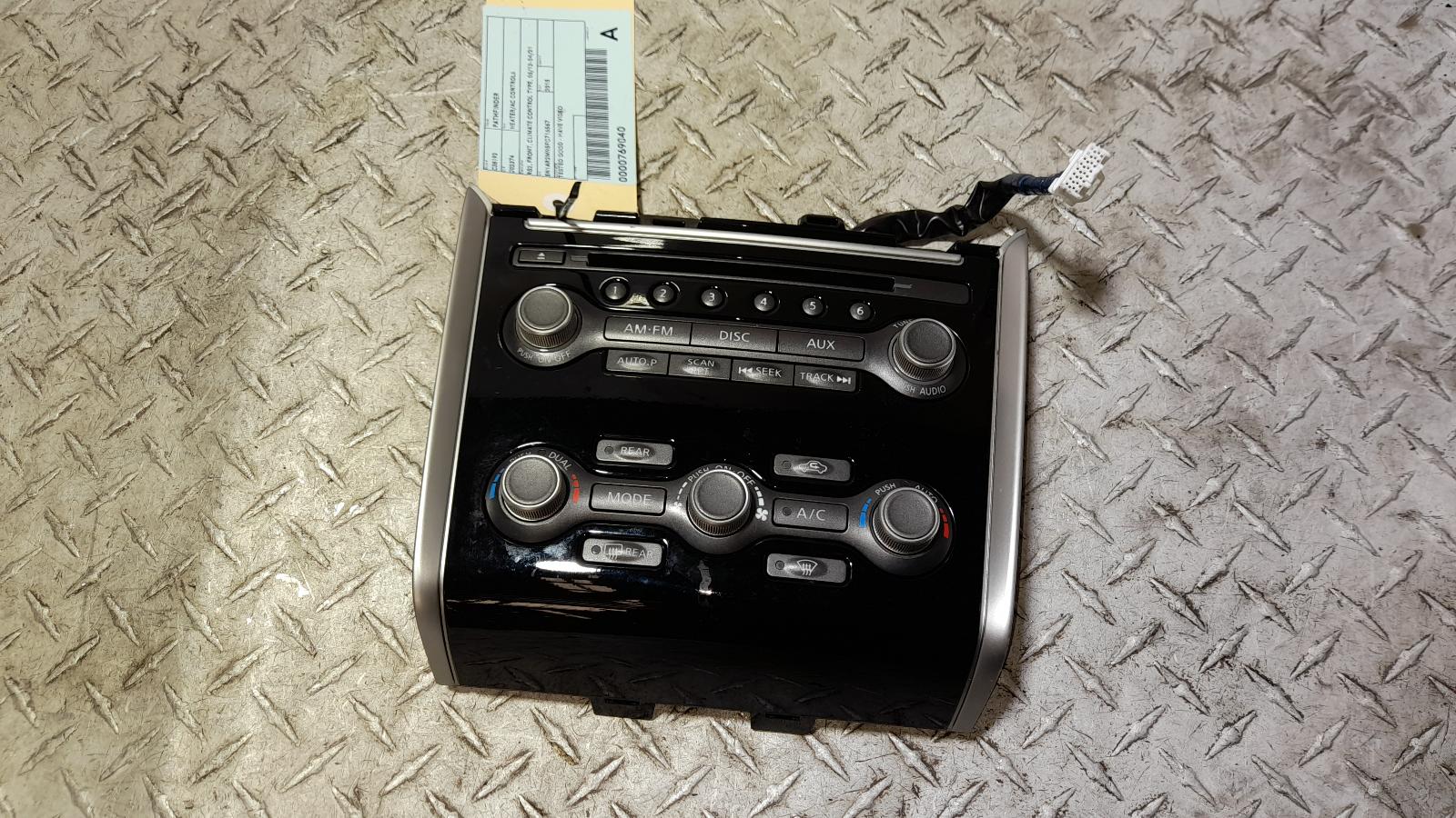 View Auto part Heater/Ac Controls Nissan Pathfinder 2015
