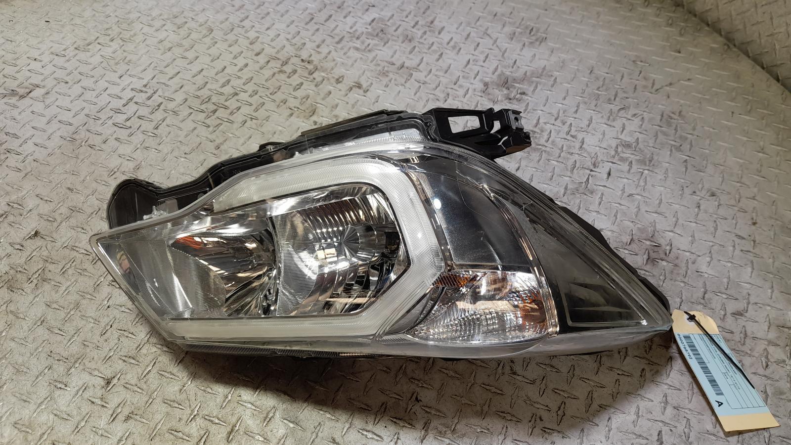 View Auto part Right Headlamp Subaru Forester 2015