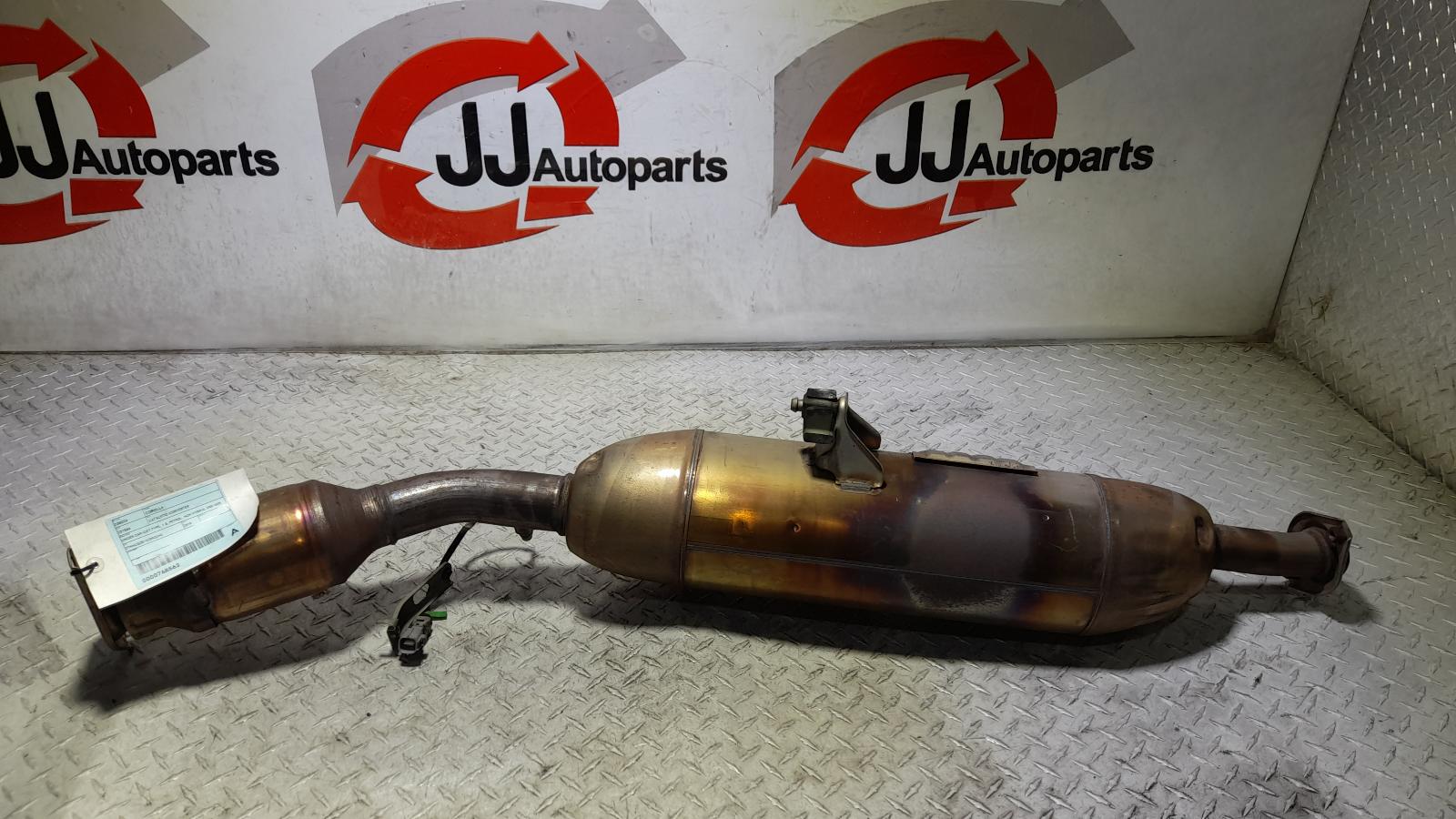 View Auto part Catalytic Converter Toyota Corolla 2015