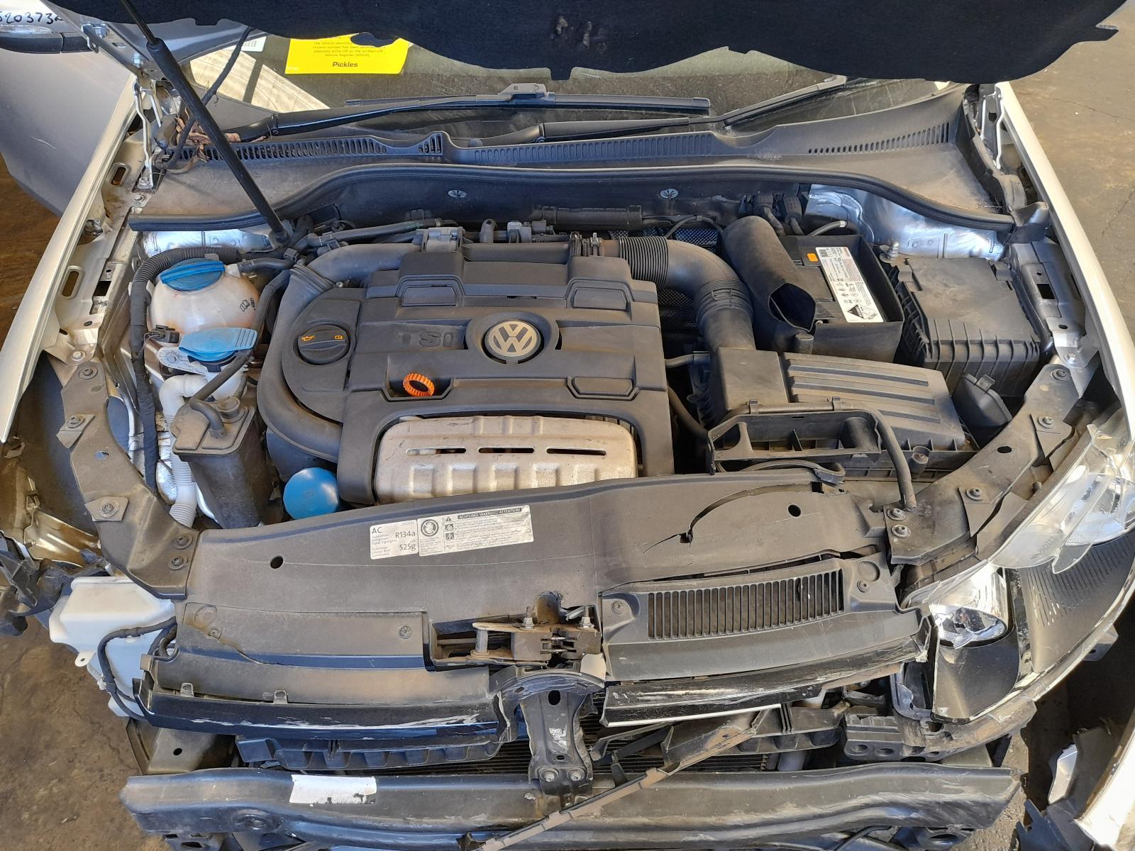 View Auto part Engine Volkswagen Golf 2012