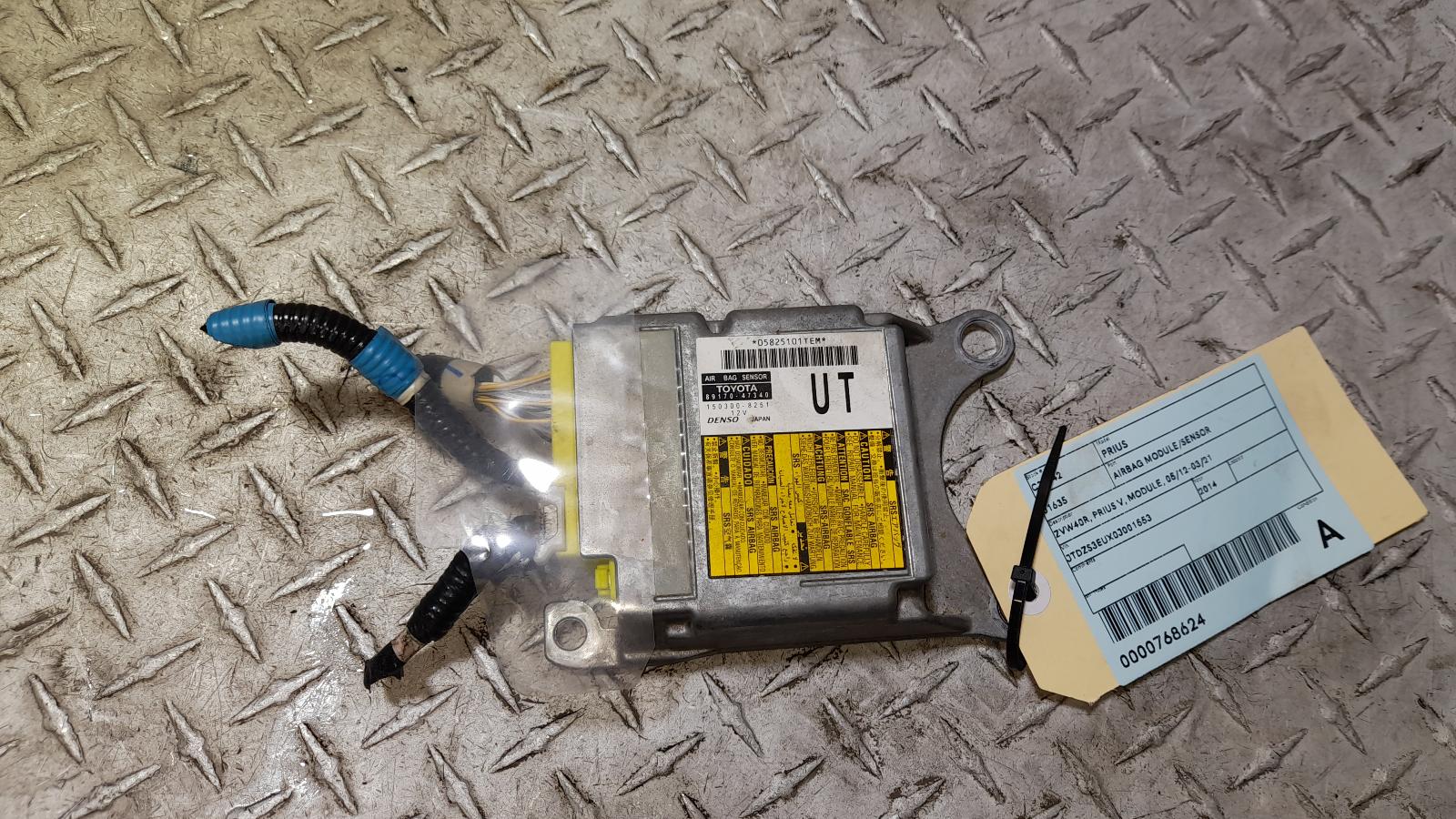 View Auto part Airbag Module/Sensor Toyota Prius 2014