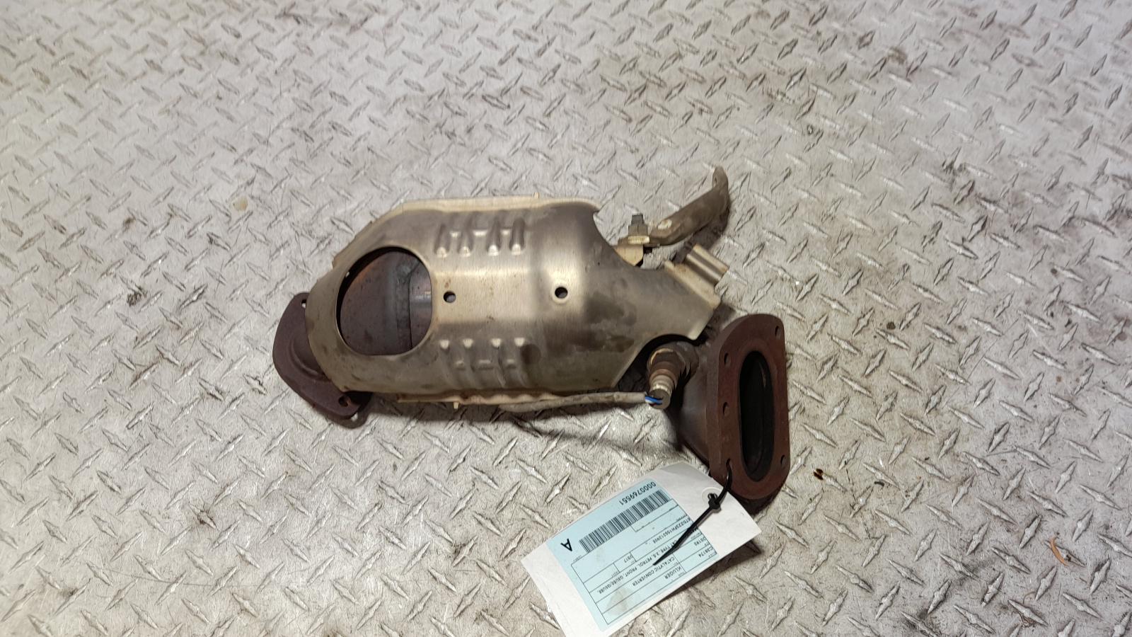 View Auto part Catalytic Converter Toyota Kluger 2017