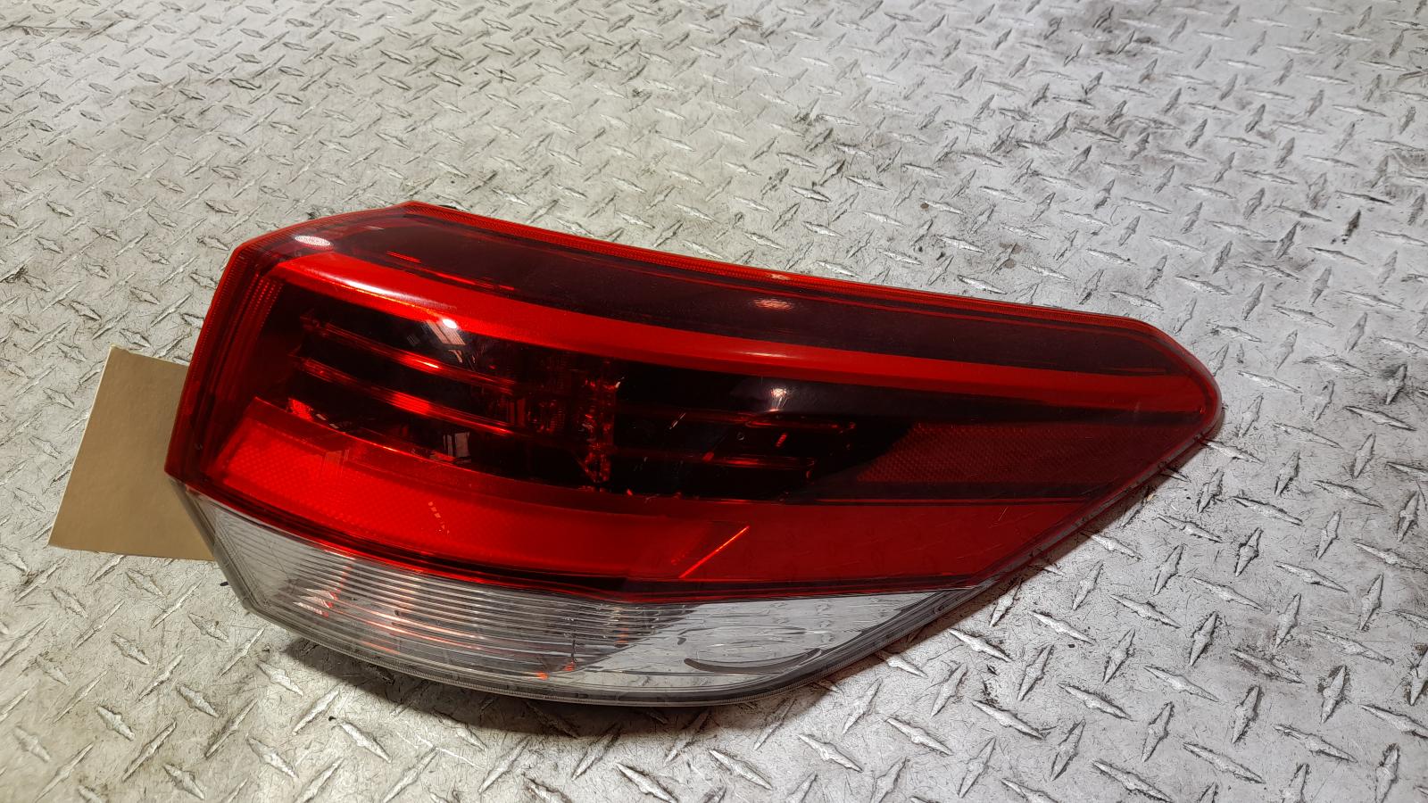 View Auto part Right Taillight Toyota Kluger 2017
