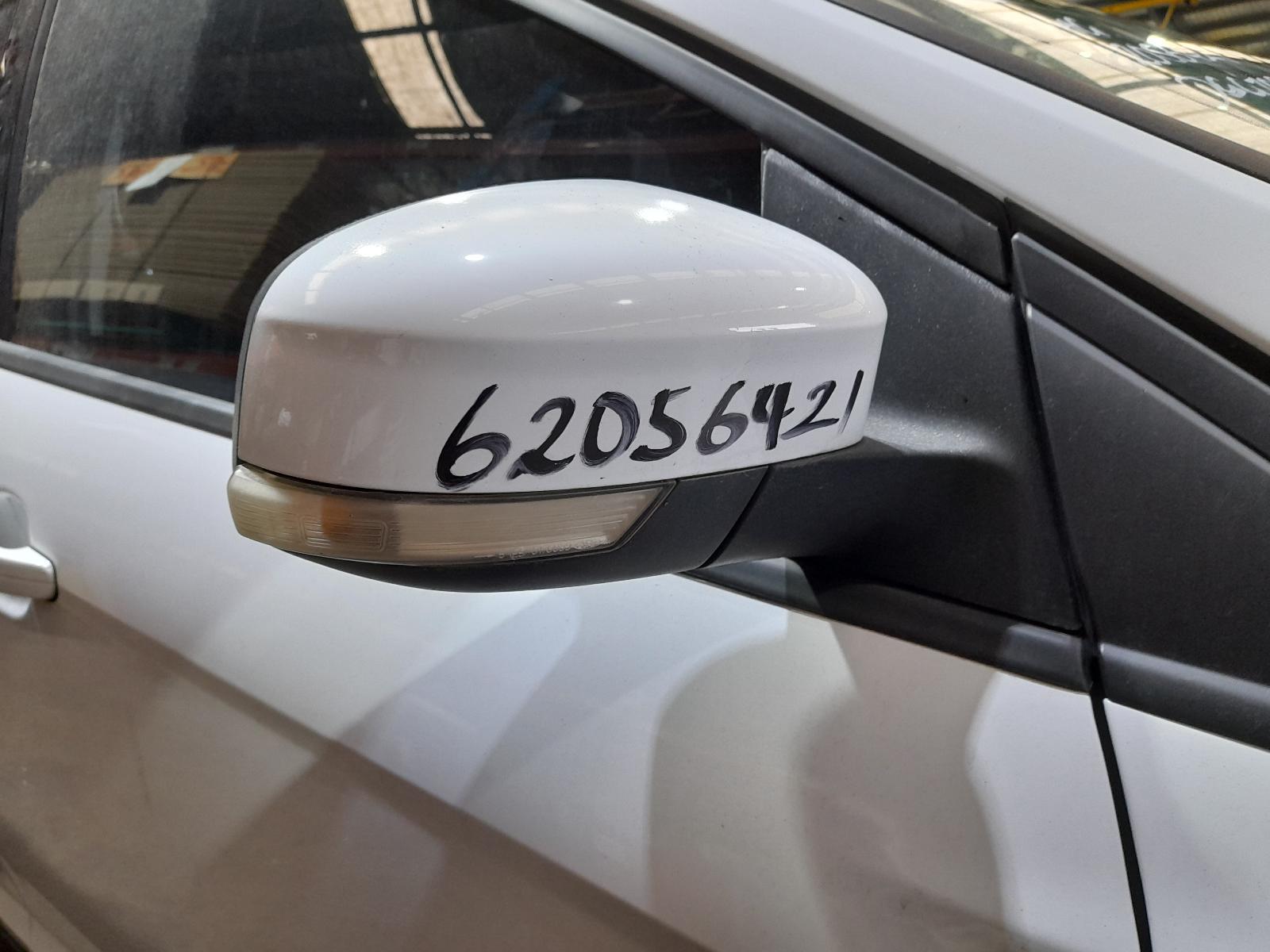 View Auto part Right Door Mirror Ford Focus 2012