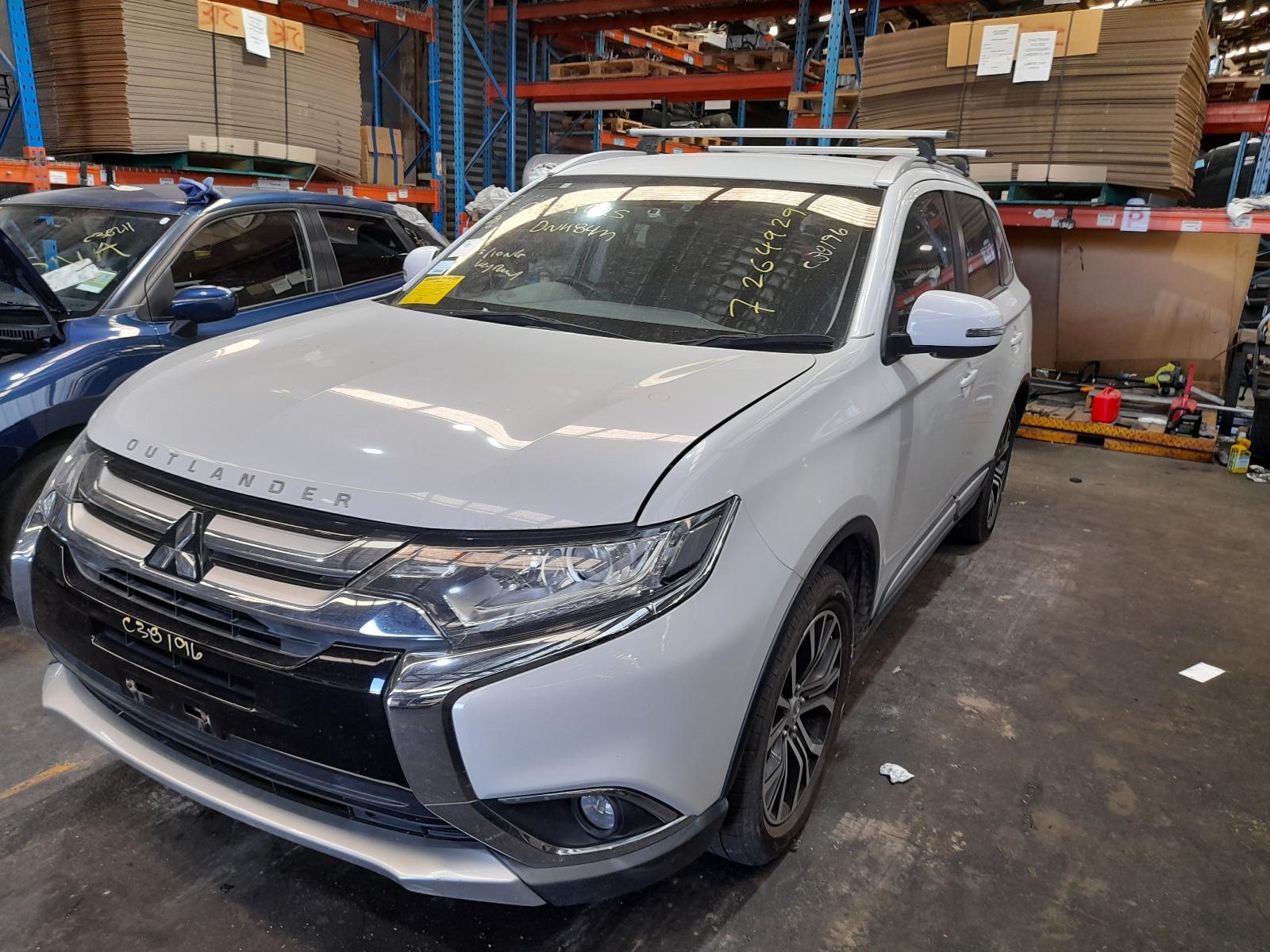 View Auto part Trans/Gearbox Mitsubishi Outlander 2017