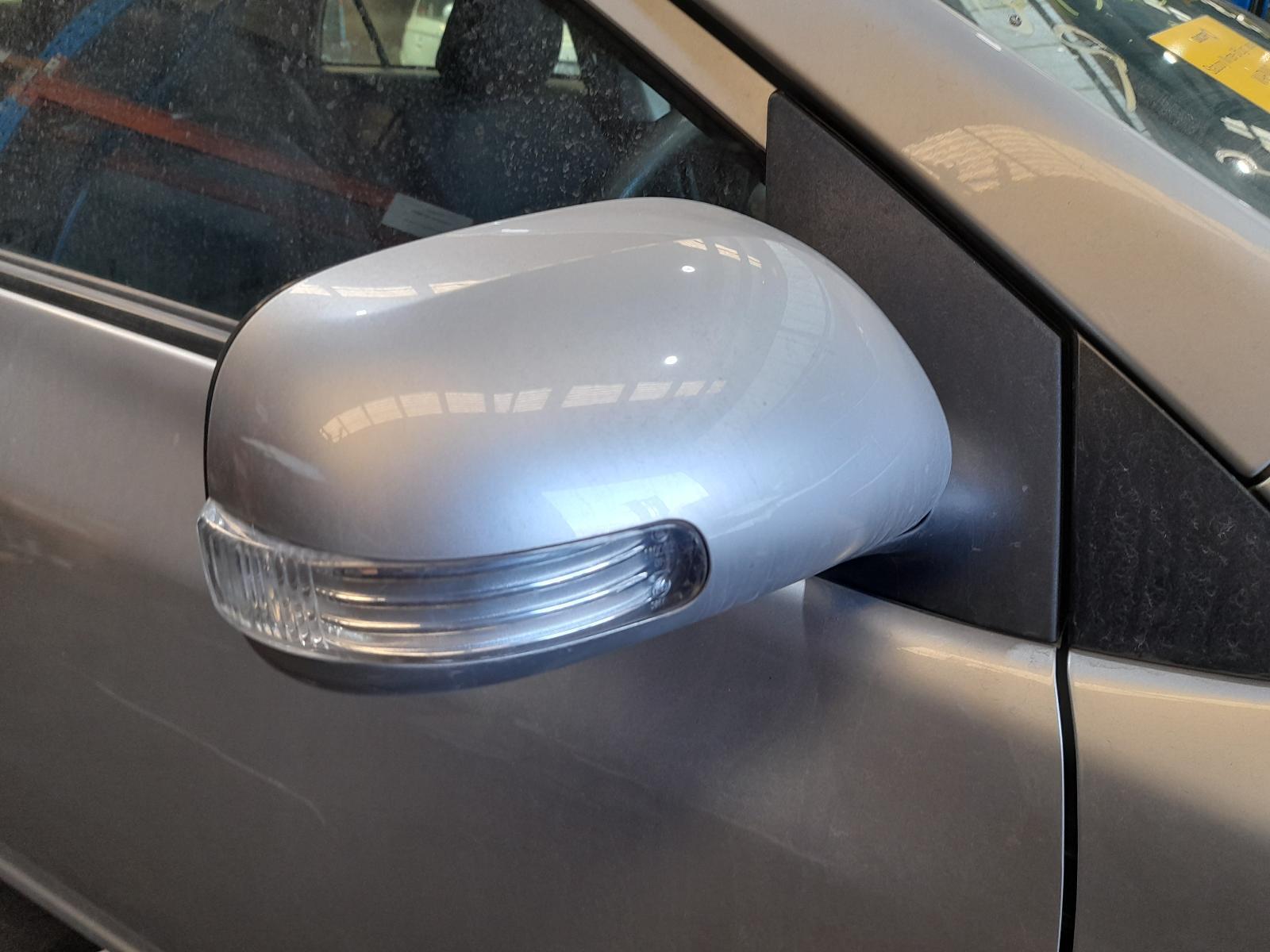 View Auto part Right Door Mirror Toyota Corolla 2013