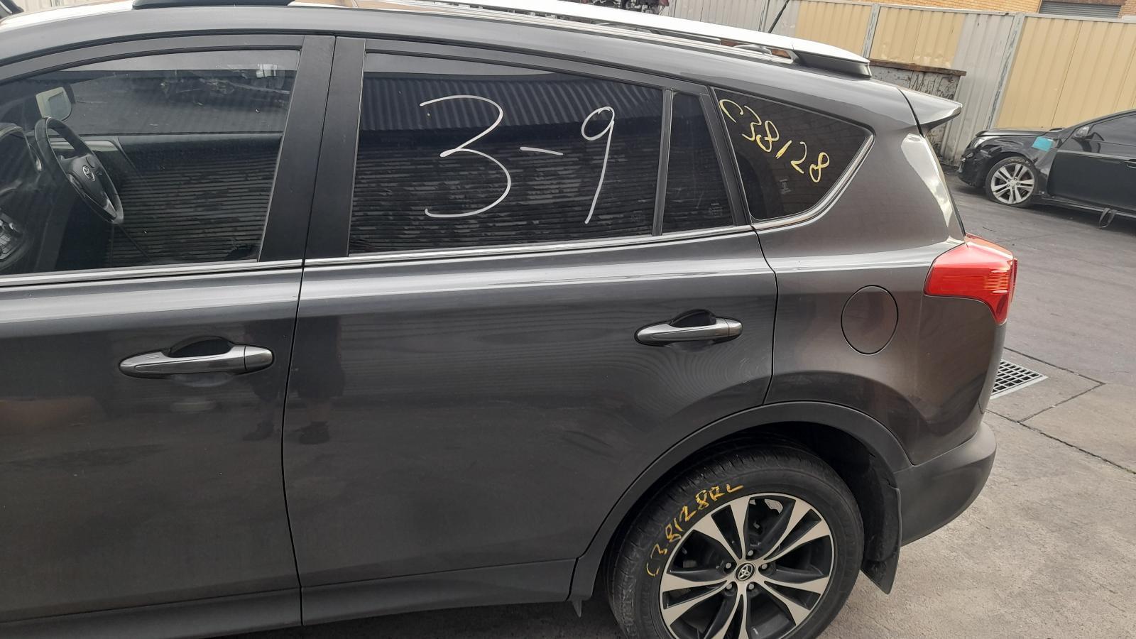 View Auto part Left Rear Door/Sliding Toyota Rav4 2014