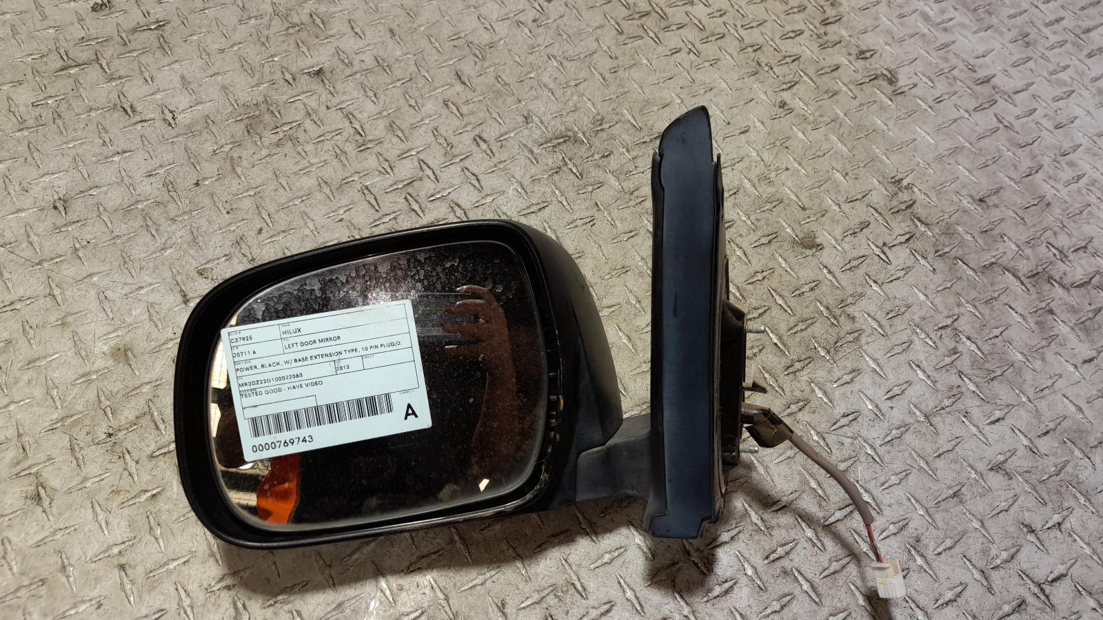 View Auto part Left Door Mirror Toyota Hilux 2012