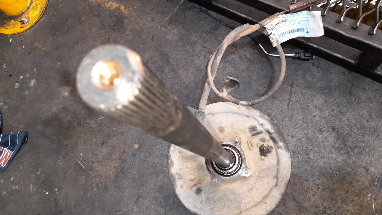 View Auto part Axle Toyota Hilux 2012