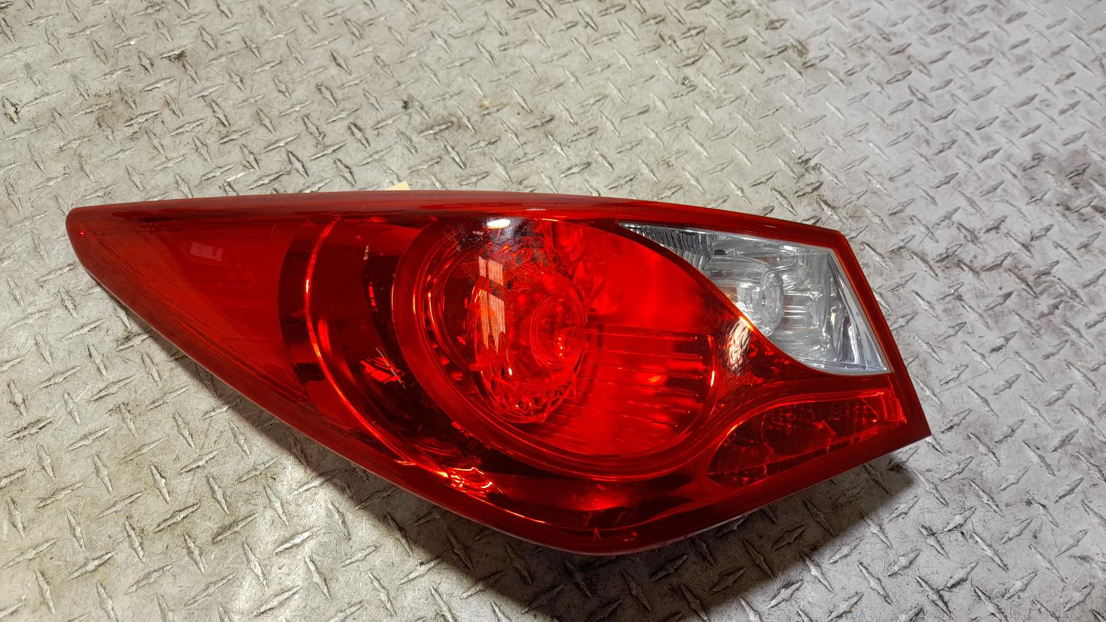 View Auto part Left Taillight Hyundai I45 2012