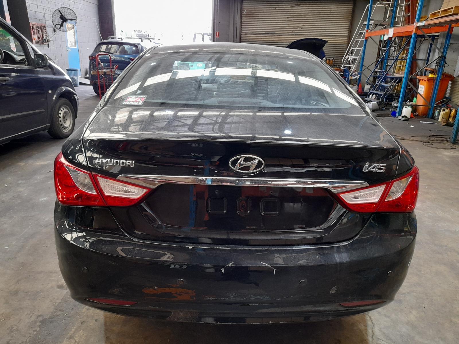 View Auto part Bootlid/Tailgate Hyundai I45 2012