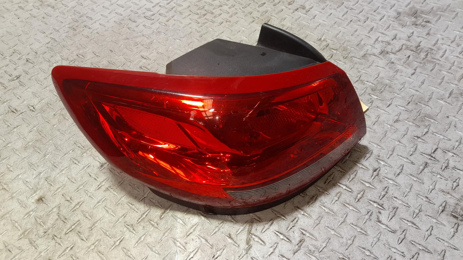 View Auto part Left Taillight Holden Commodore 2015