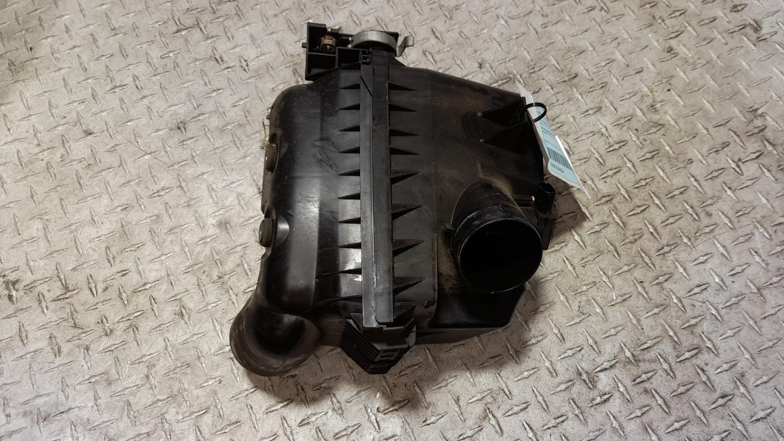 View Auto part Air Cleaner/Box Toyota Corolla 2012