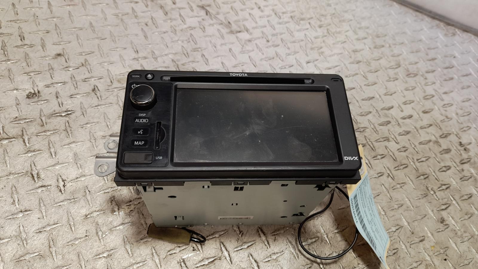 View Auto part Radio/Cd/Dvd/Sat/Tv Toyota Corolla 2012