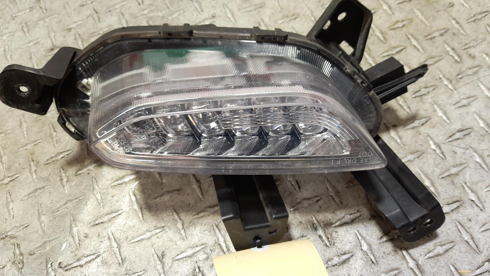 View Auto part Left Indicator/Fog/Side Hyundai I30 2019