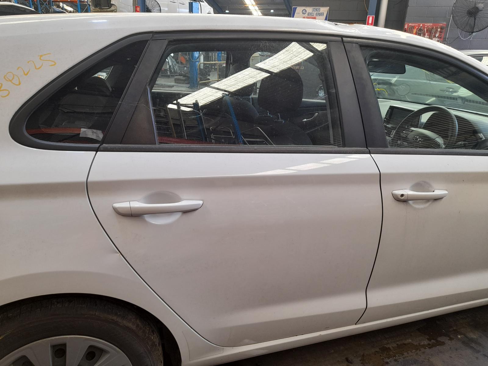 View Auto part Right Rear Side Glass Hyundai I30 2019