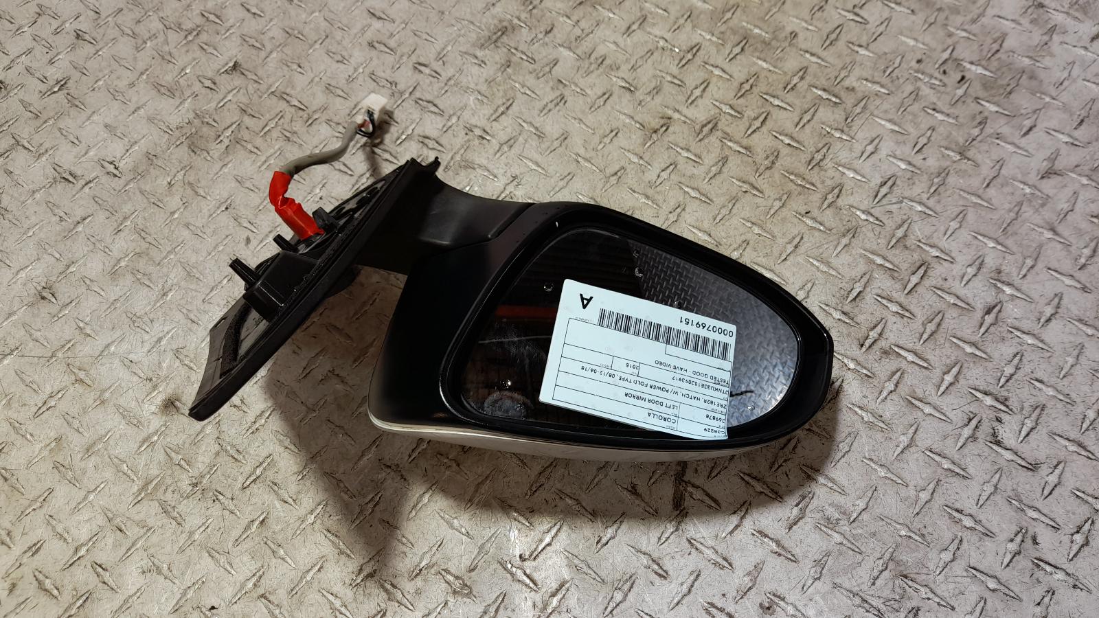 View Auto part Left Door Mirror Toyota Corolla 2015