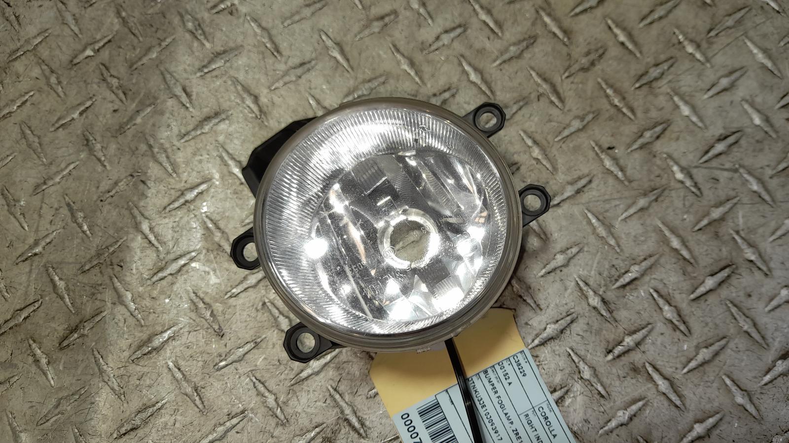 View Auto part Right Indicator/Fog/Side Toyota Corolla 2015