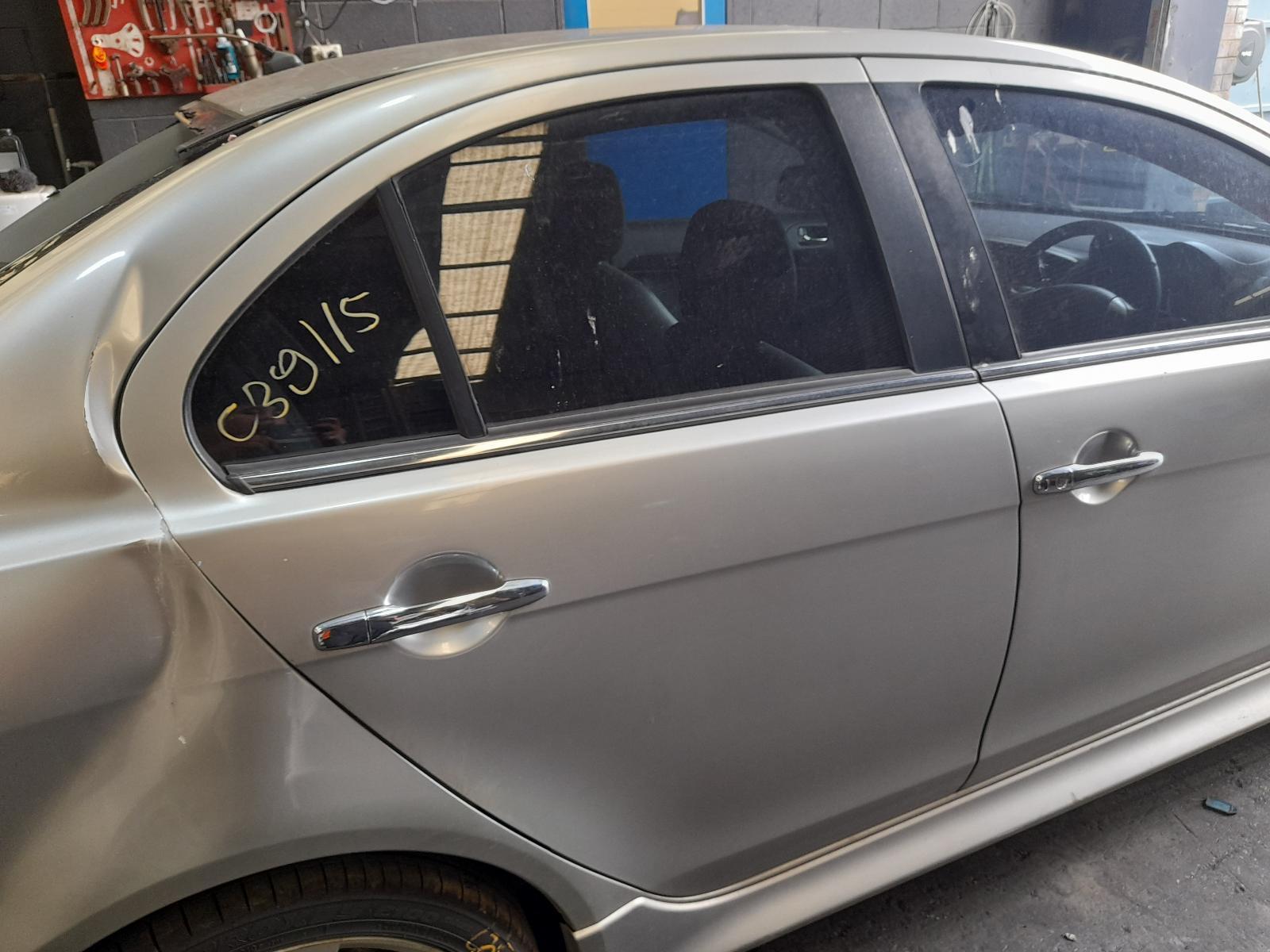 View Auto part Right Rear Door Sliding Mitsubishi Lancer 2011