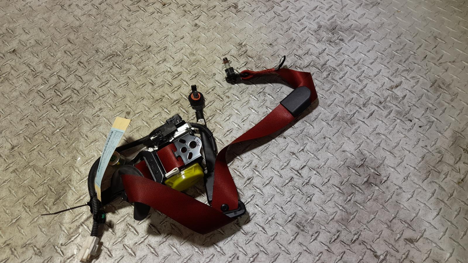 View Auto part Seatbelt/Stalk Hyundai I30 2018