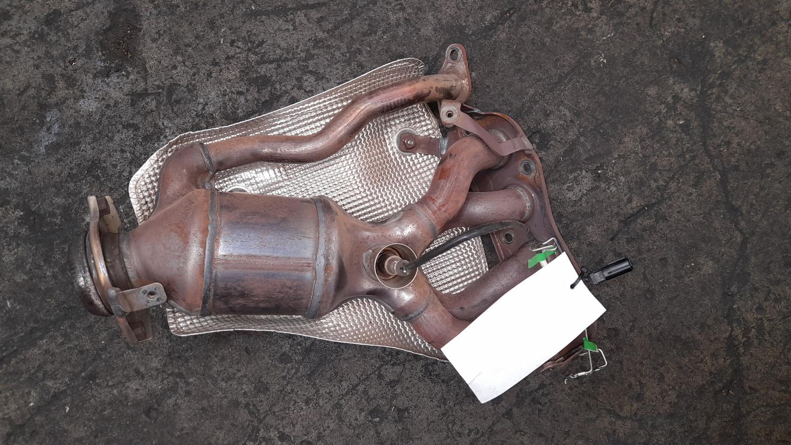 View Auto part Catalytic Converter Toyota Corolla 2020