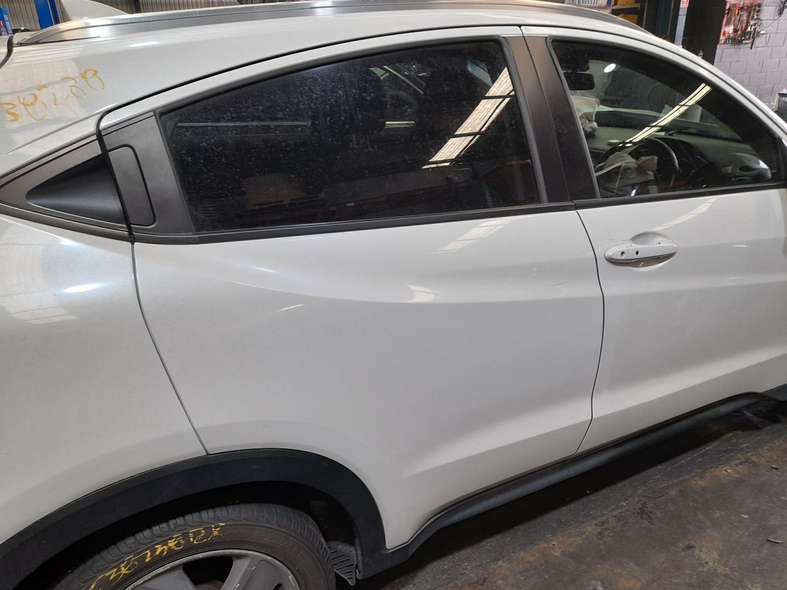 View Auto part Right Rear Door Sliding Honda Hrv 2020