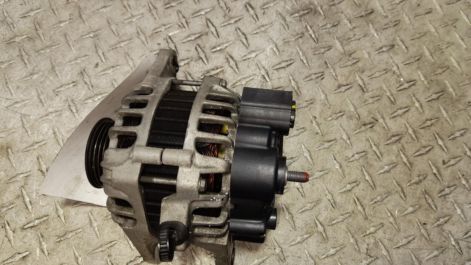 View Auto part Alternator Hyundai I30 2011