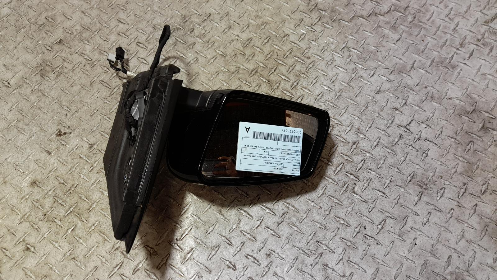 View Auto part Left Door Mirror Mercedes B Class 2014