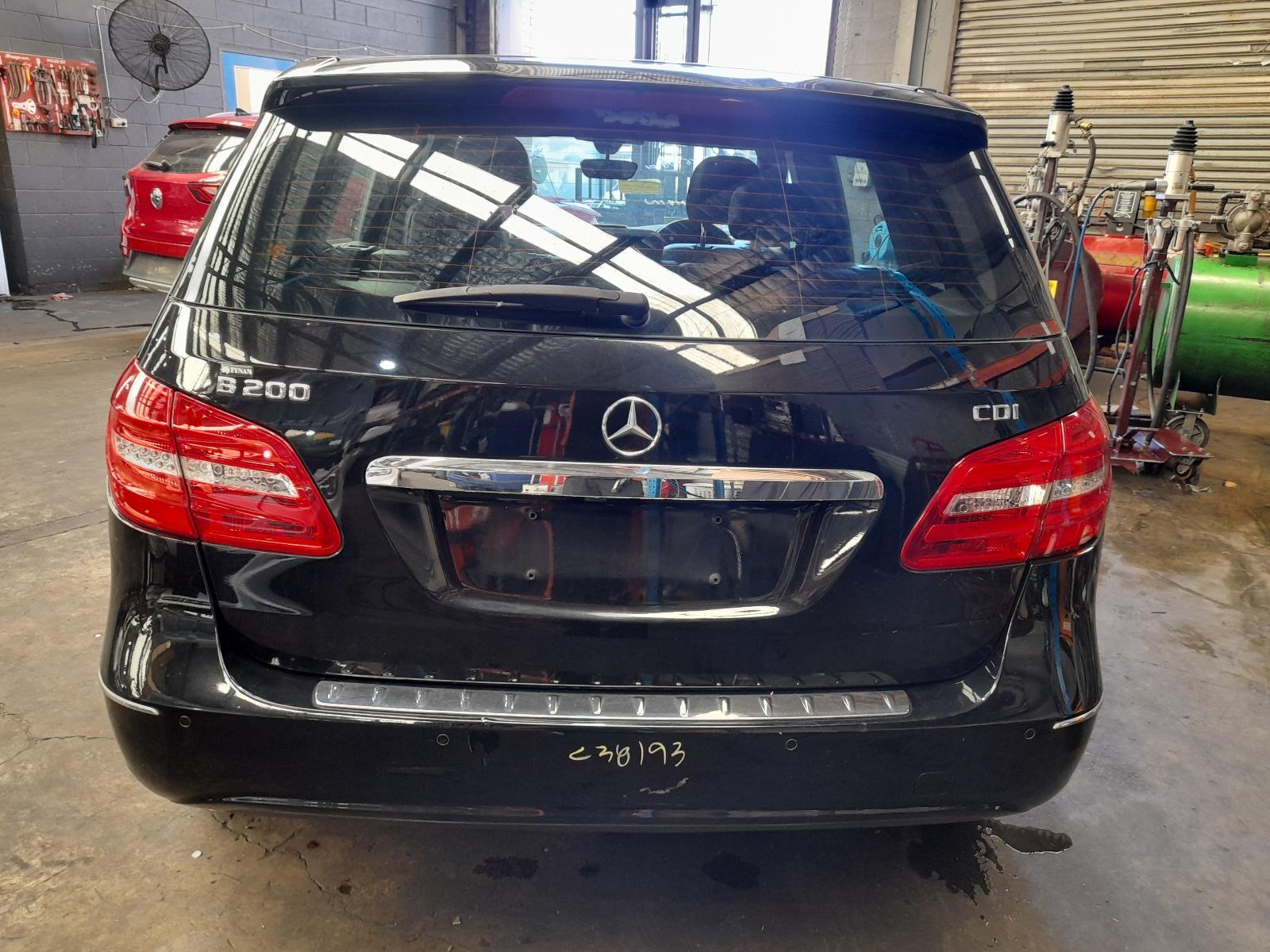 View Auto part Bootlid/Tailgate Mercedes B Class 2014
