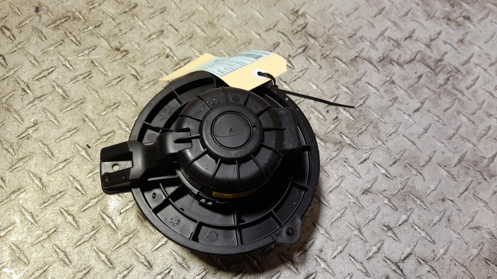 View Auto part Heater Fan Motor Hyundai Tucson 2018