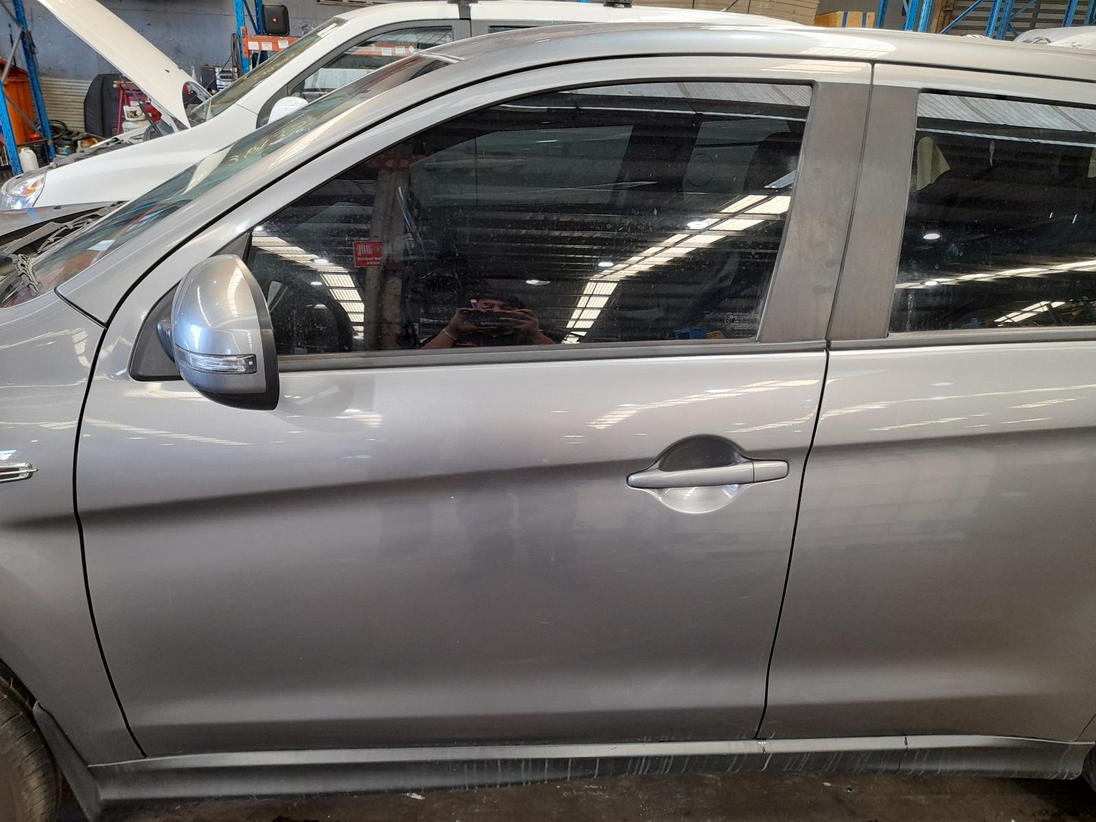 View Auto part Left Front Door Mitsubishi Asx 2013