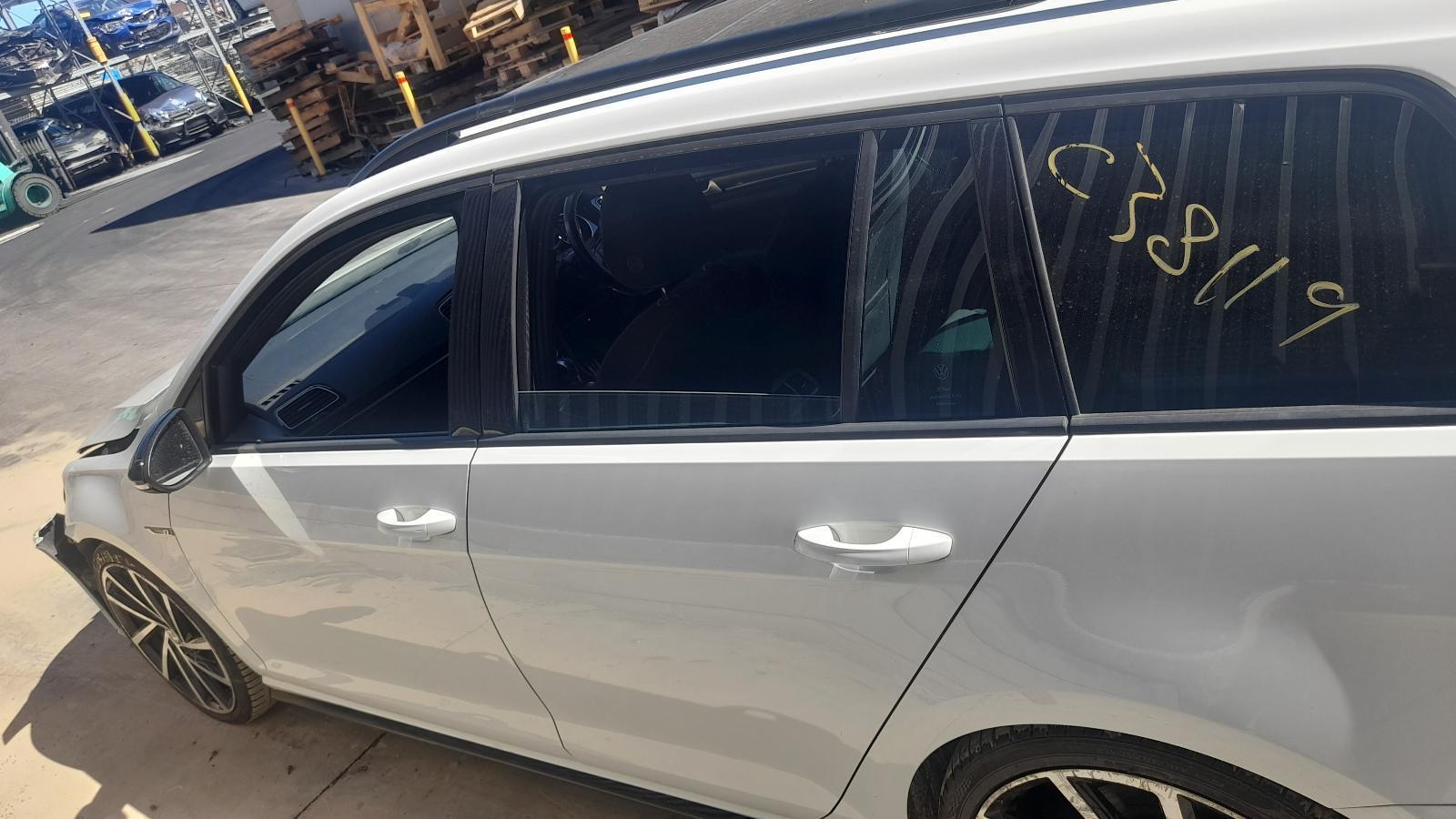 View Auto part Left Rear Door/Sliding Volkswagen Golf 2018