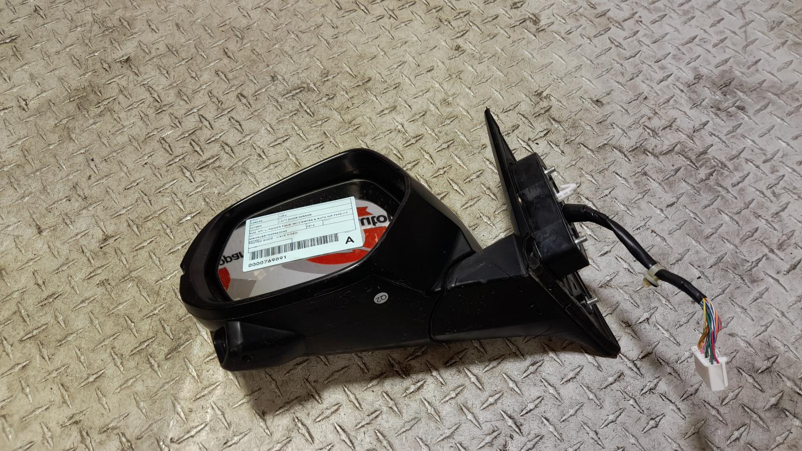 View Auto part Left Door Mirror Honda Hrv 2016