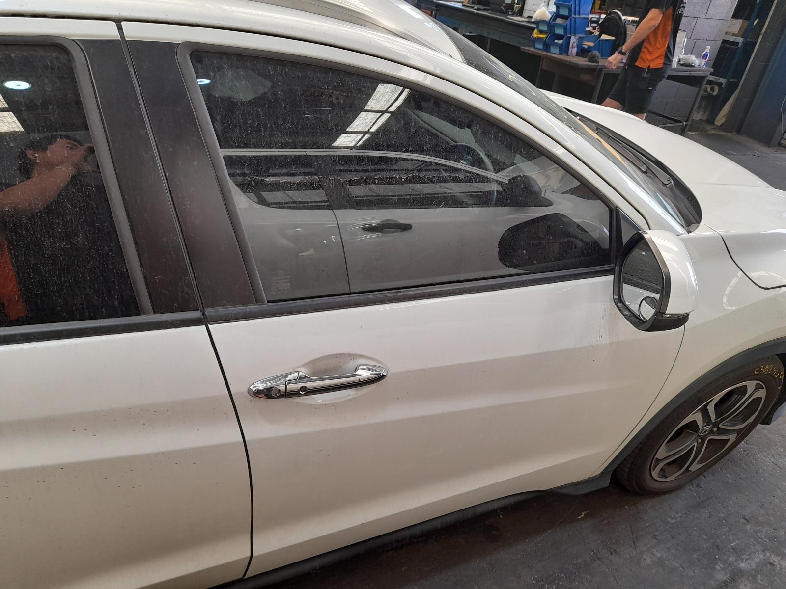 View Auto part Right Front Door Honda Hrv 2016