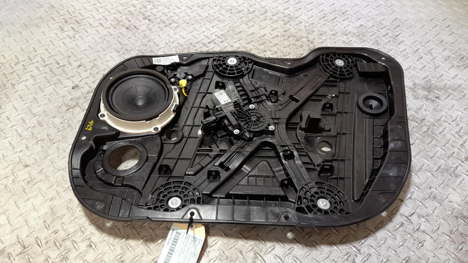 View Auto part Right Front Window Reg/Motor Hyundai I30 2022