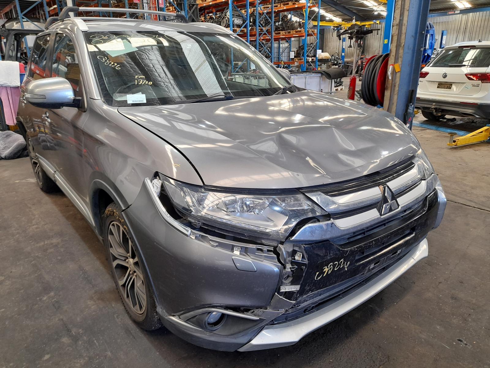 View Auto part Trans/Gearbox Mitsubishi Outlander 2016