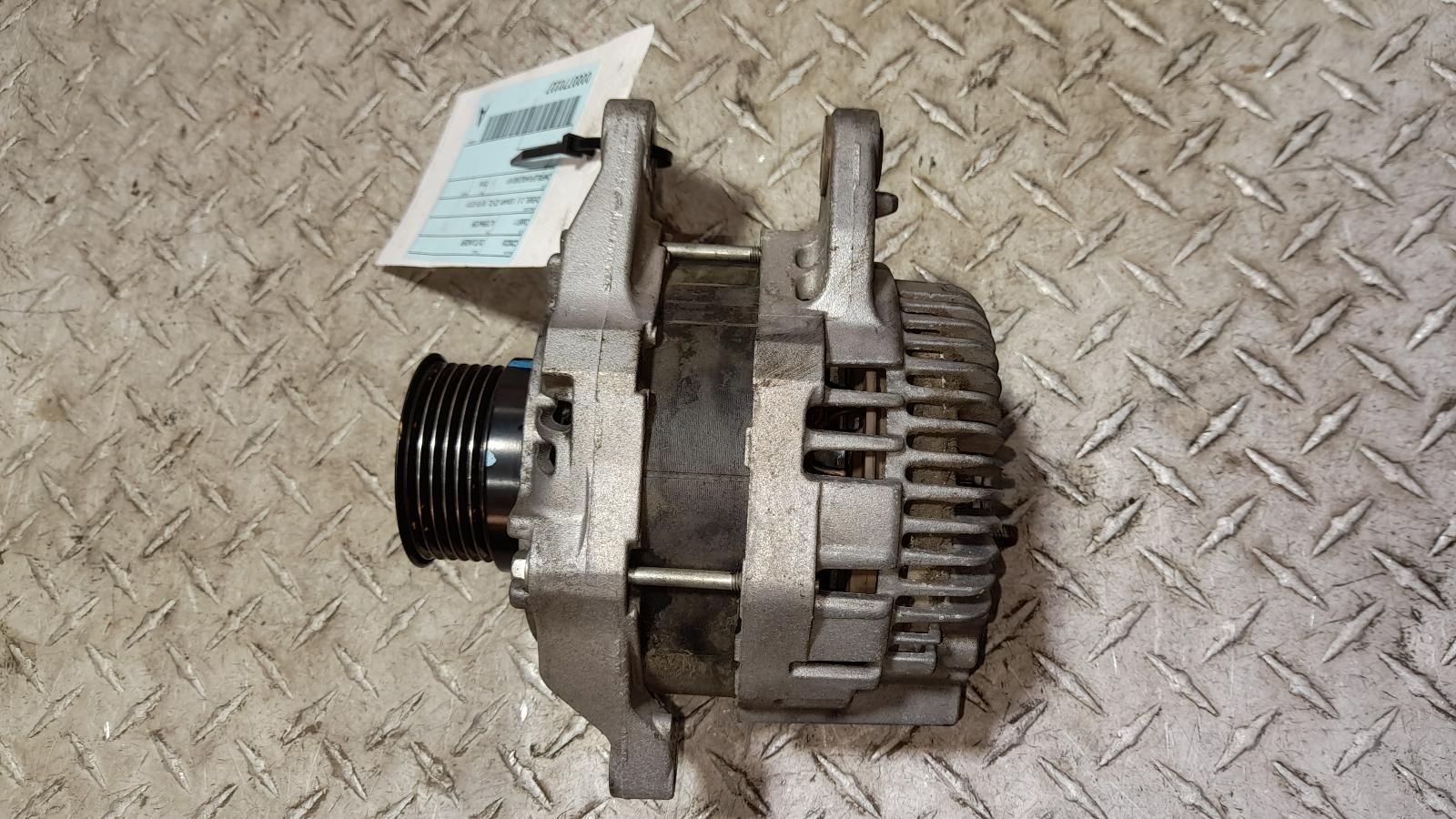 View Auto part Alternator Mitsubishi Outlander 2016