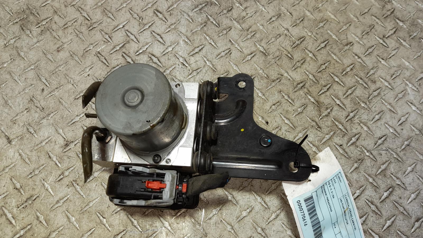 View Auto part Abs Pump/Modulator Kia Carnival/grand Carnival 2014