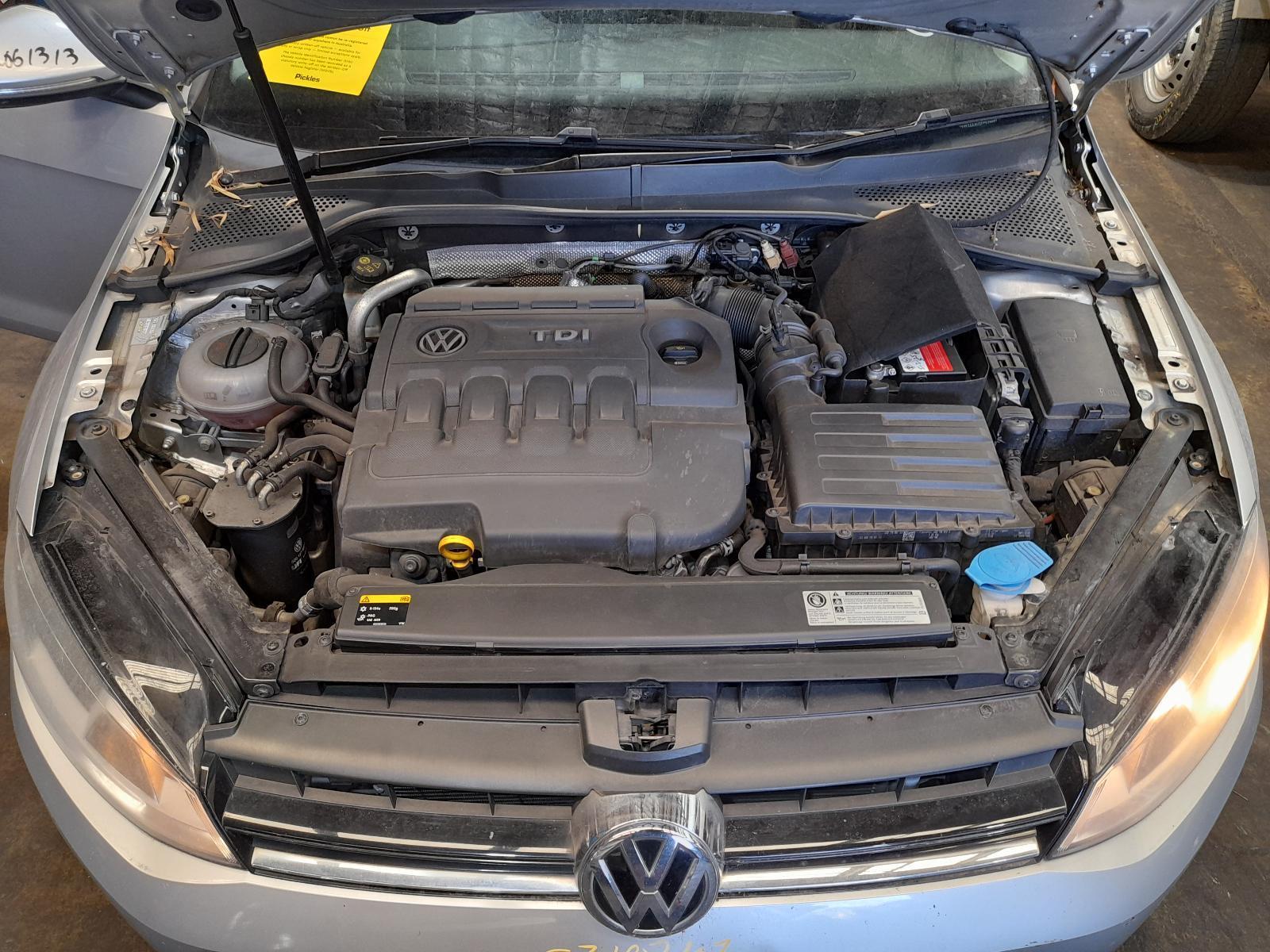 View Auto part Engine Volkswagen Golf 2014