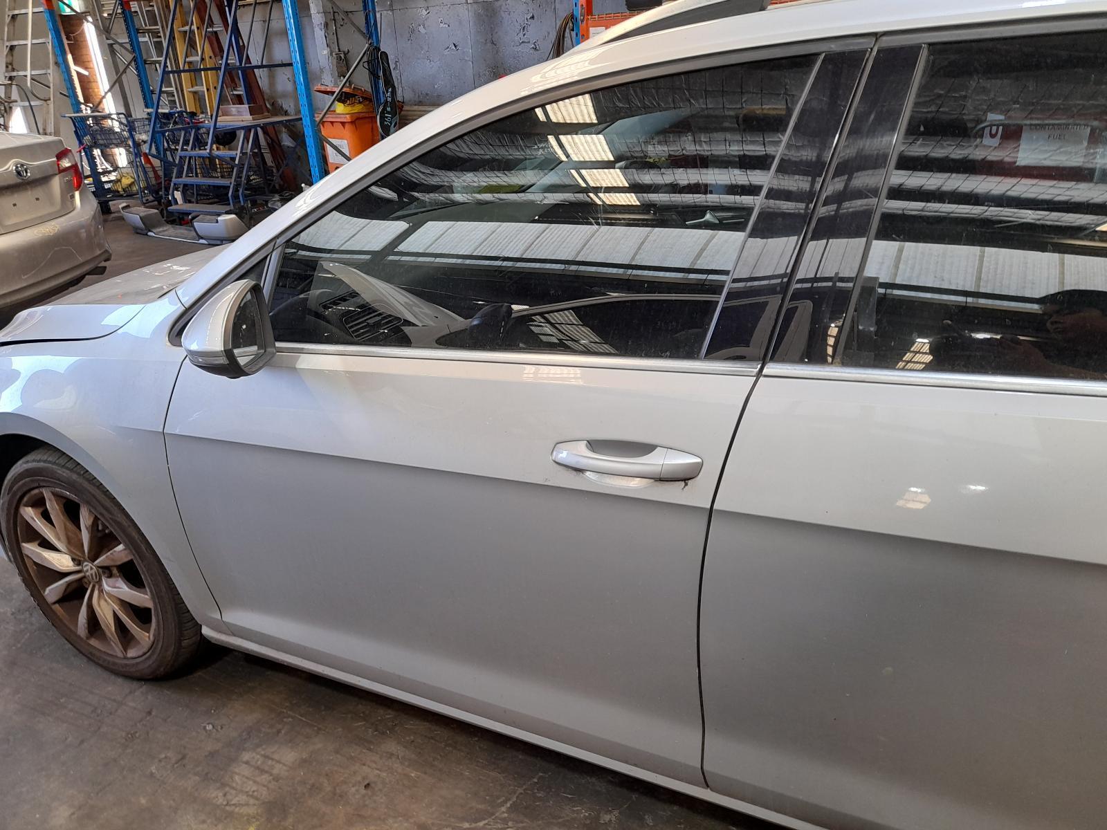 View Auto part Left Front Door Volkswagen Golf 2014