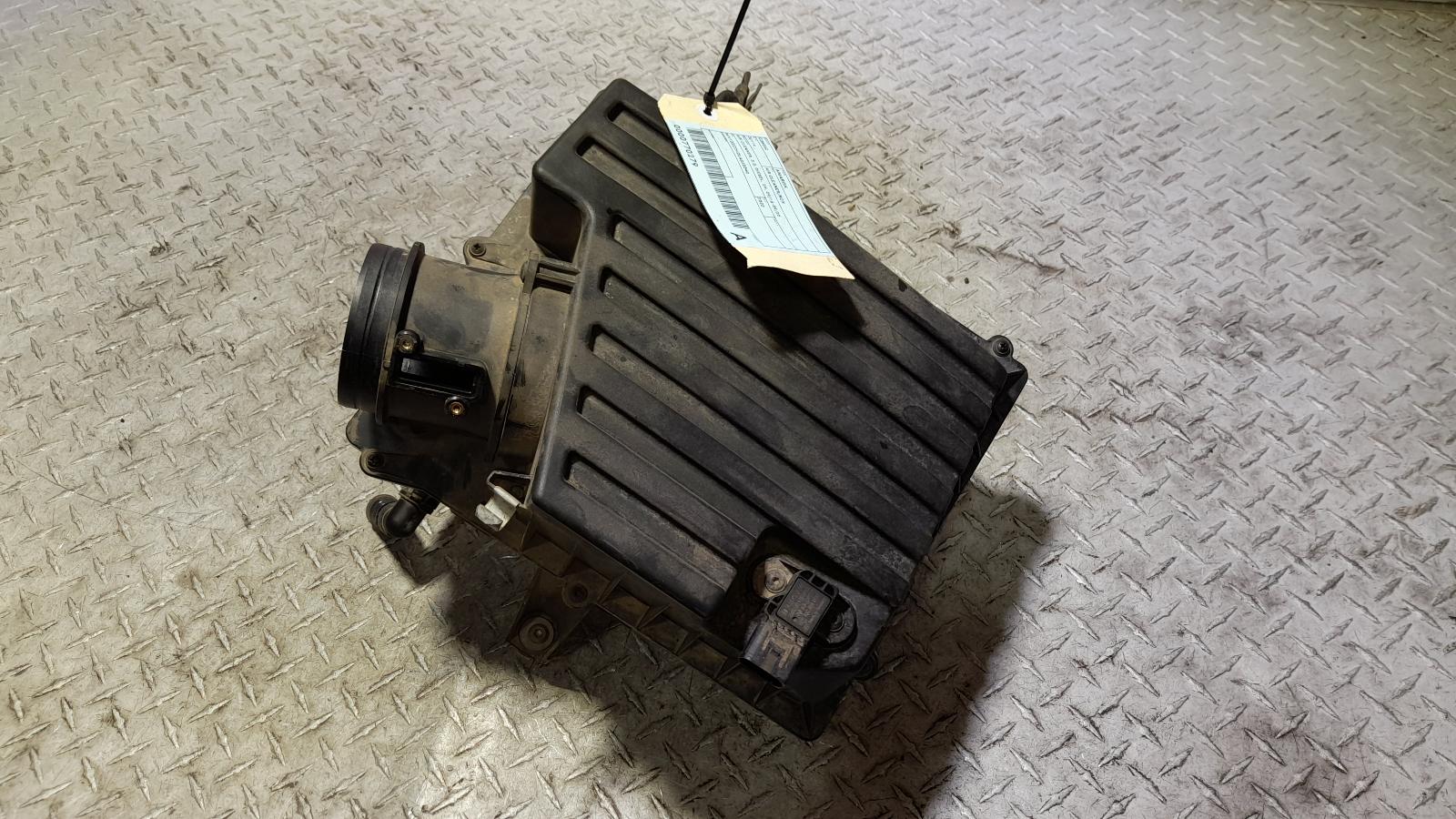 View Auto part Air Cleaner/Box Volkswagen Amarok 2020